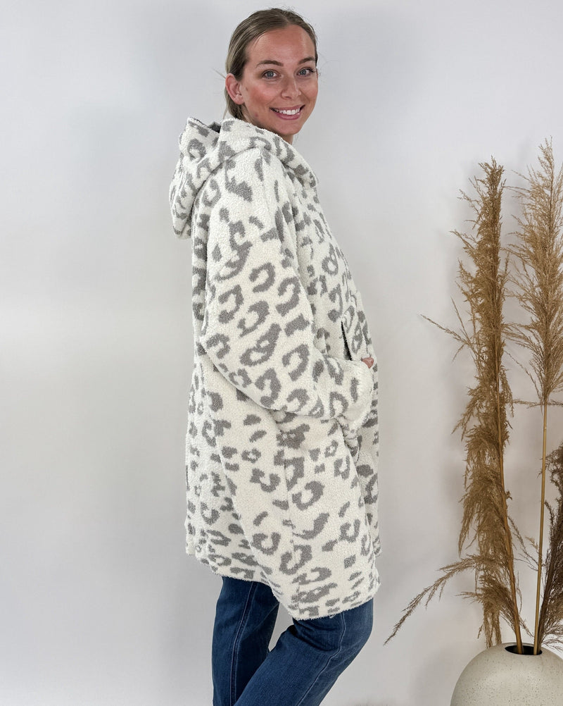 Hooded Wearable Chenille Blanket w/ Front Pocket