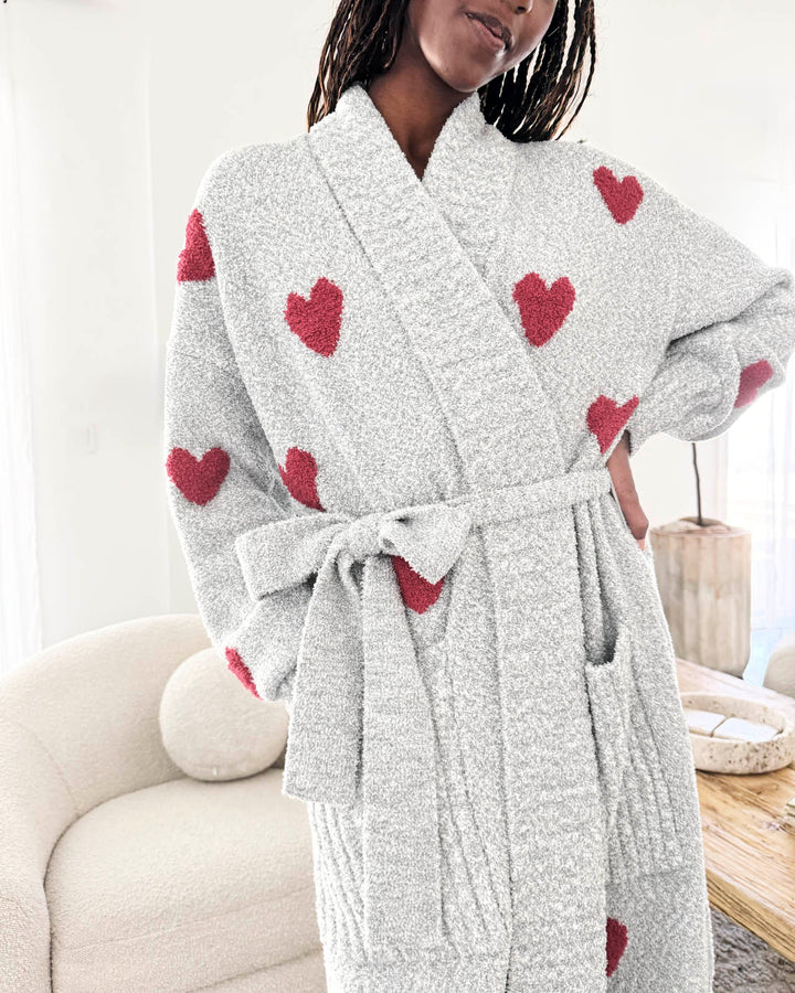 Pomona Fuzzy Yarn Hearts Robe
splendid
